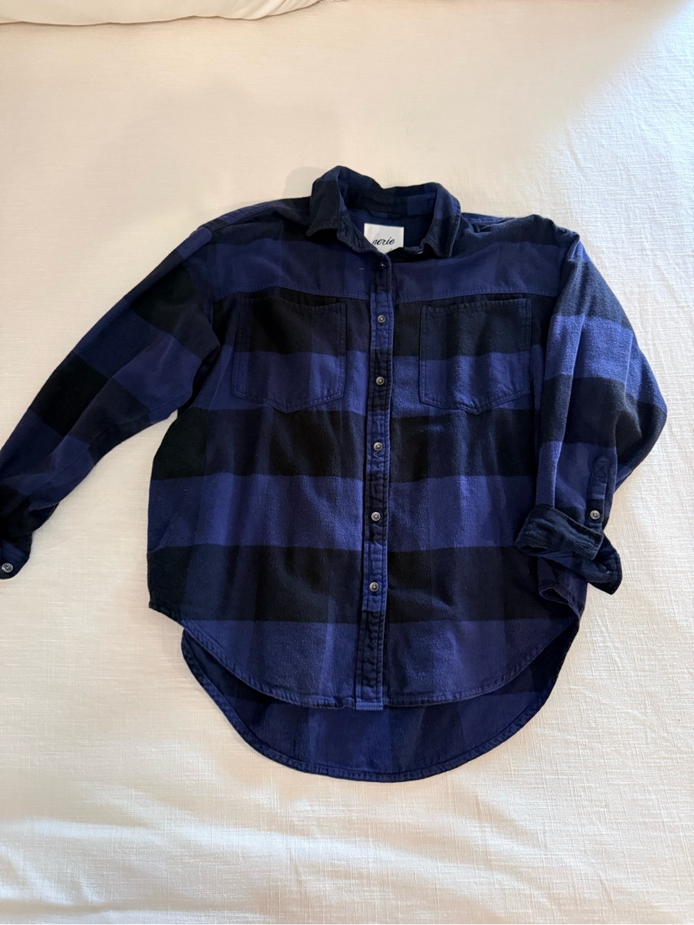 aerie Women’s Oversized Navy and Black Plaid Button-Down Shirt NWOT